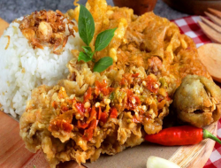 Resep Ayam Geprek Crispy Sambal Bawang Pedas