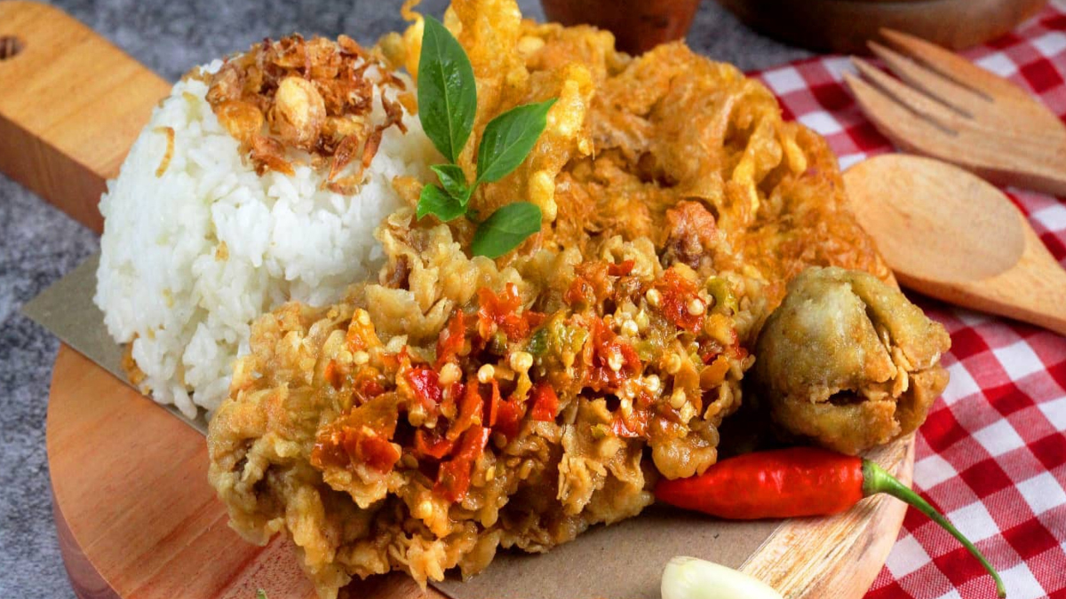 Resep Ayam Geprek Crispy Sambal Bawang Pedas